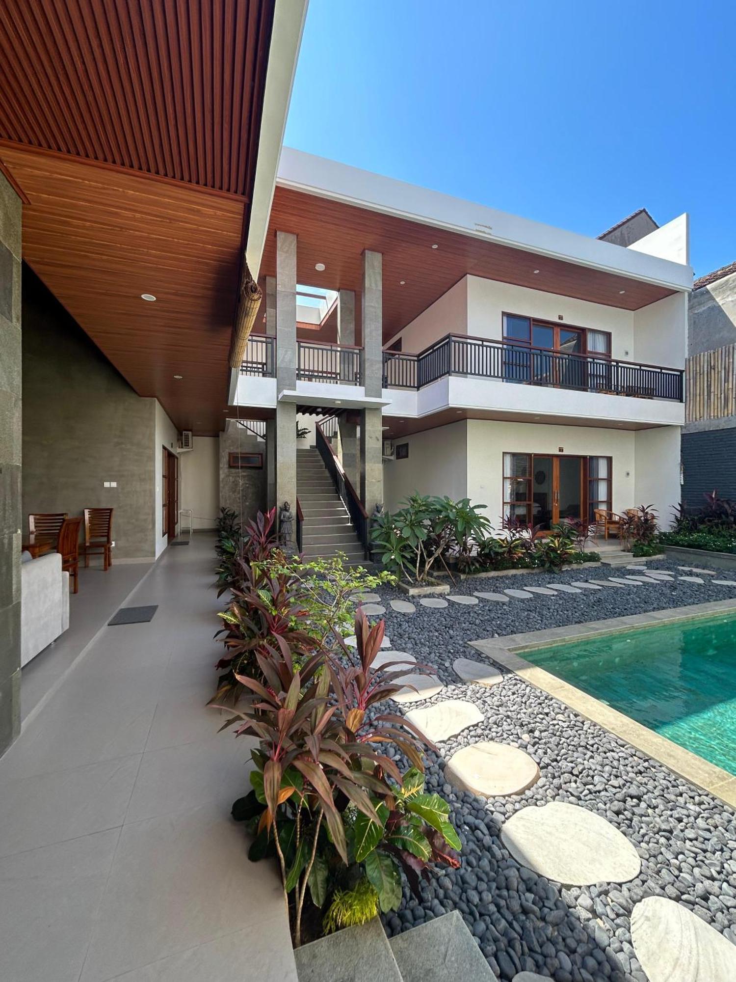 Villa Son Sun Uluwatu Buitenkant foto