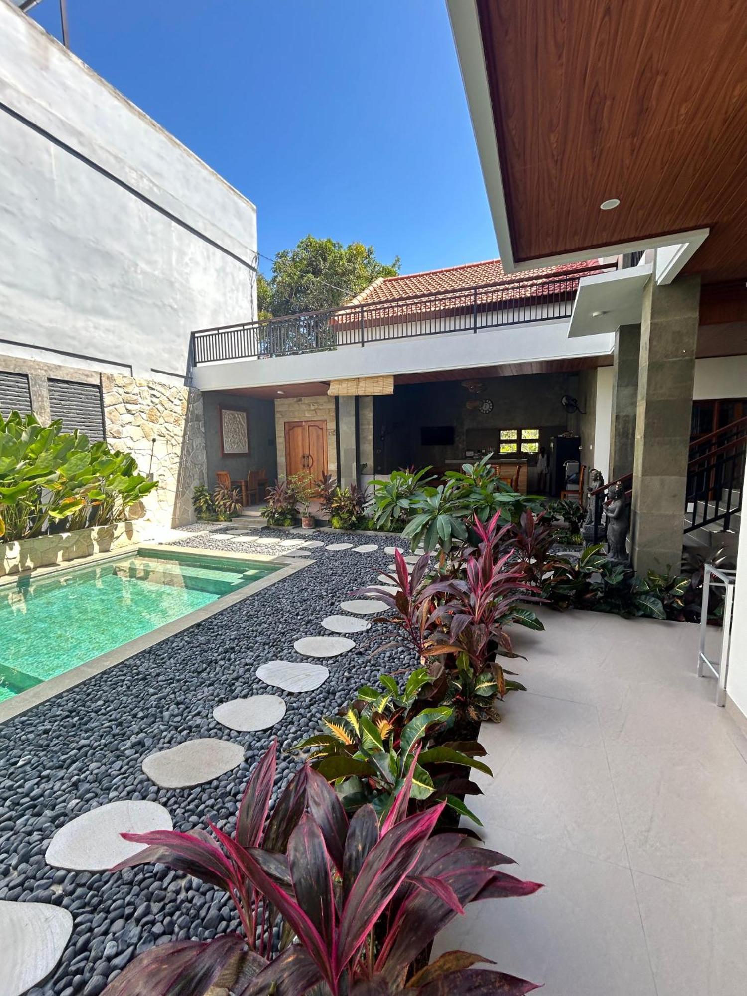 Villa Son Sun Uluwatu Buitenkant foto