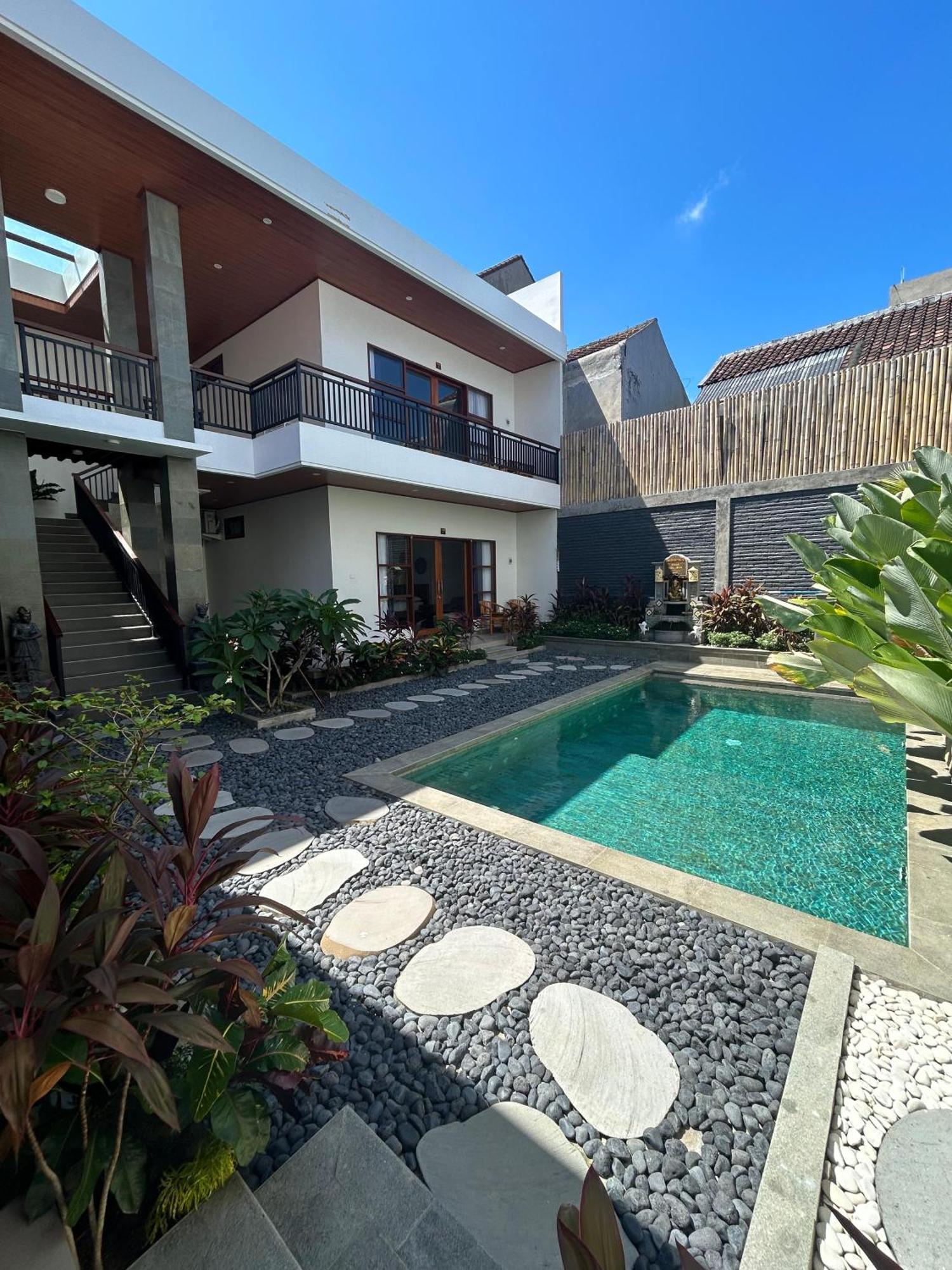 Villa Son Sun Uluwatu Buitenkant foto